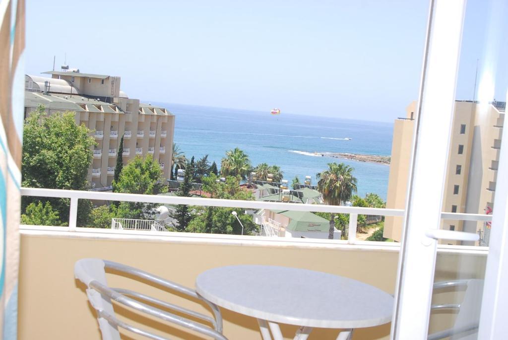 Yucesan Hotel Avsallar Quarto foto